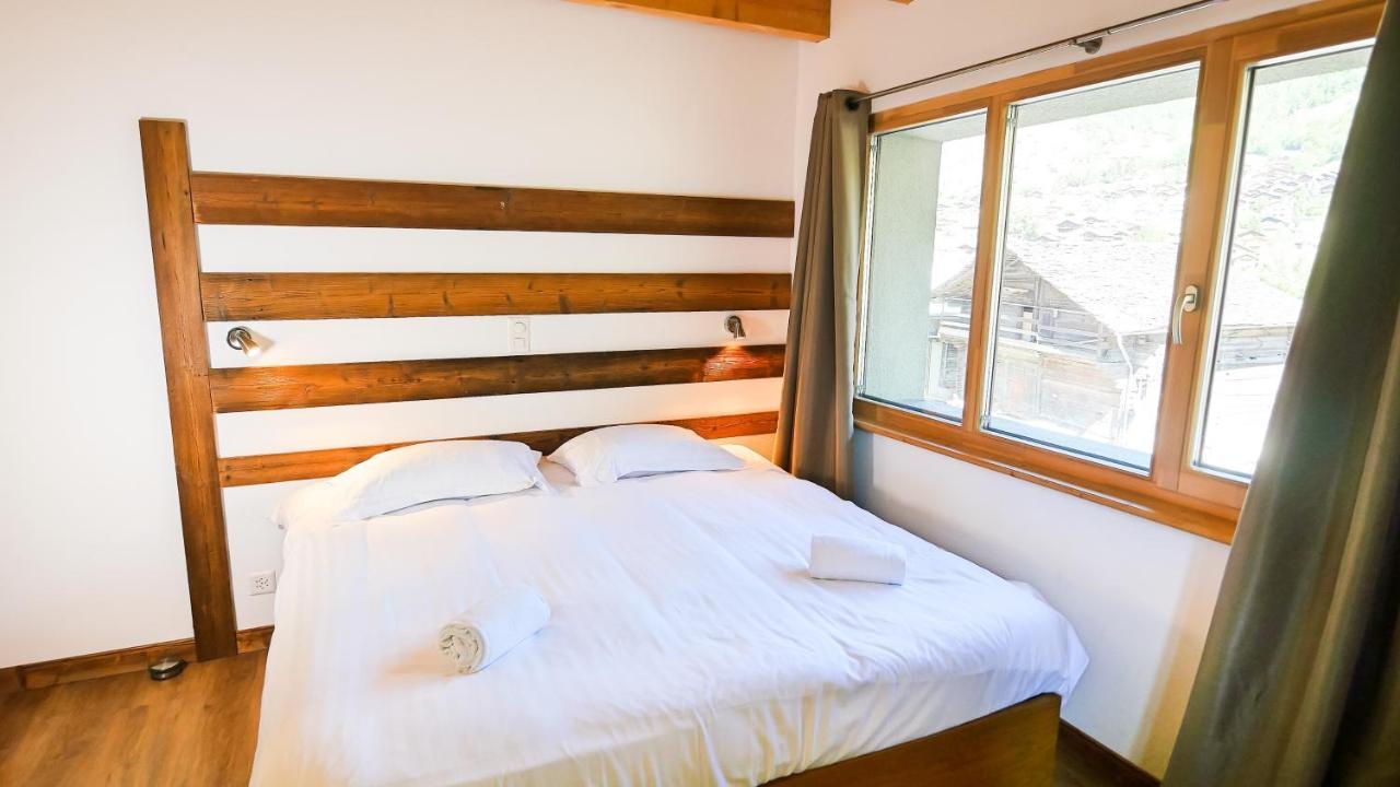 La Baraka Hostel Bagnes Екстер'єр фото